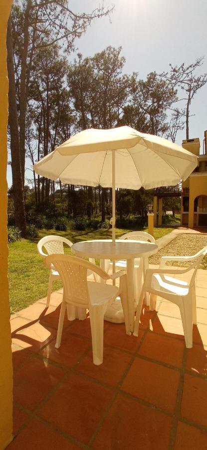 Pino Dorado Aparthotel Manantiales Luaran gambar