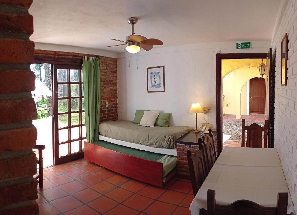 Pino Dorado Aparthotel Manantiales Luaran gambar