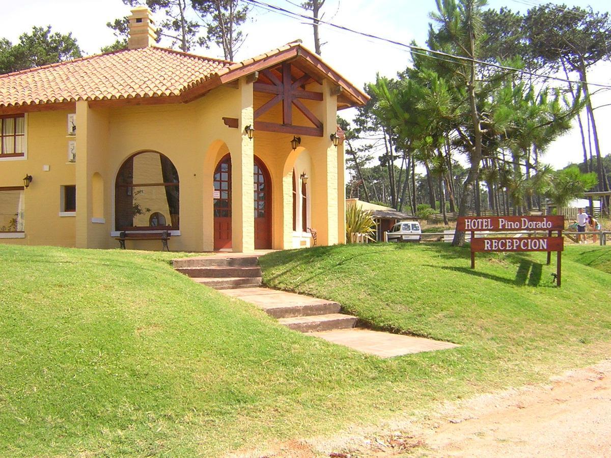 Pino Dorado Aparthotel Manantiales Luaran gambar